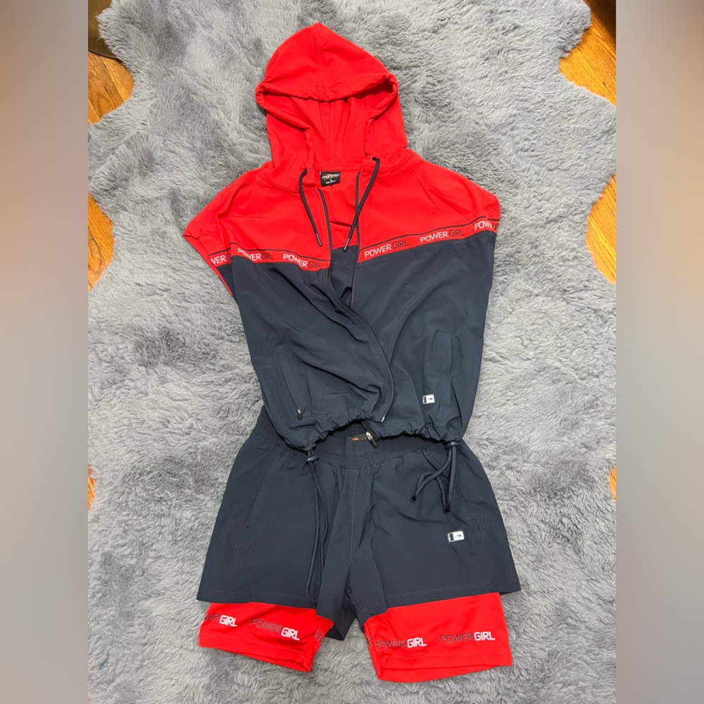 Three Piece Set - image 8